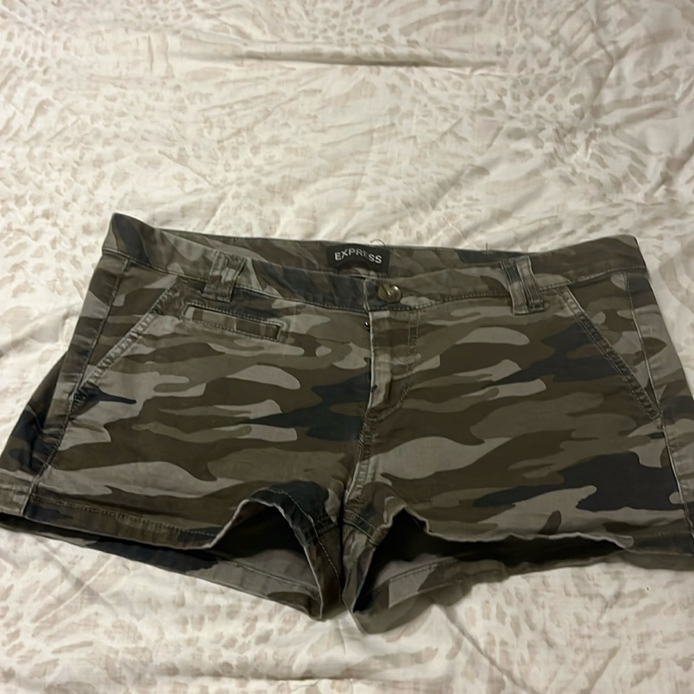 Women’s shorts